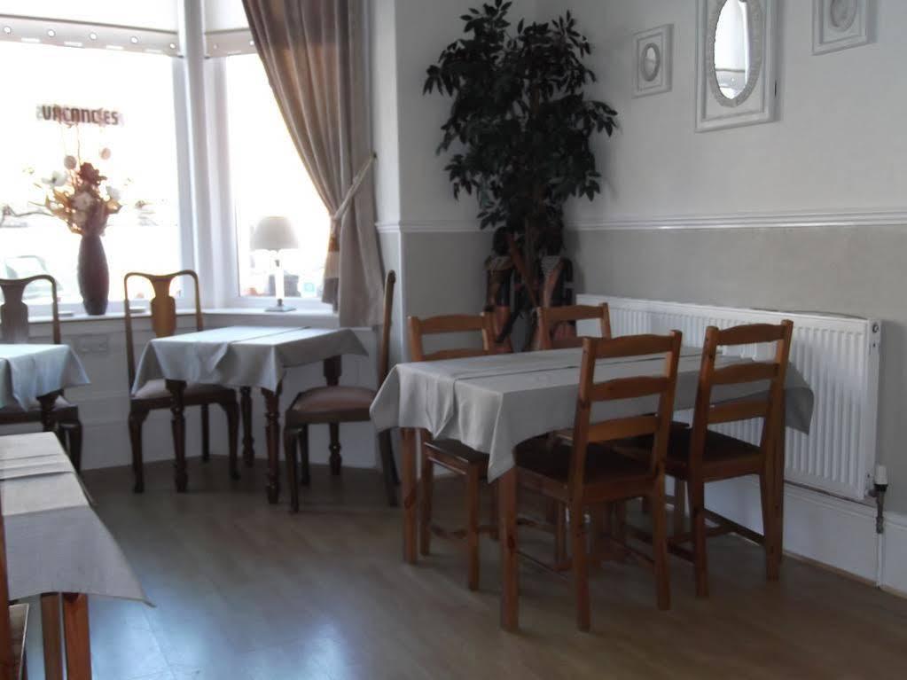 J'S Mayfair Guest House Blackpool Bagian luar foto