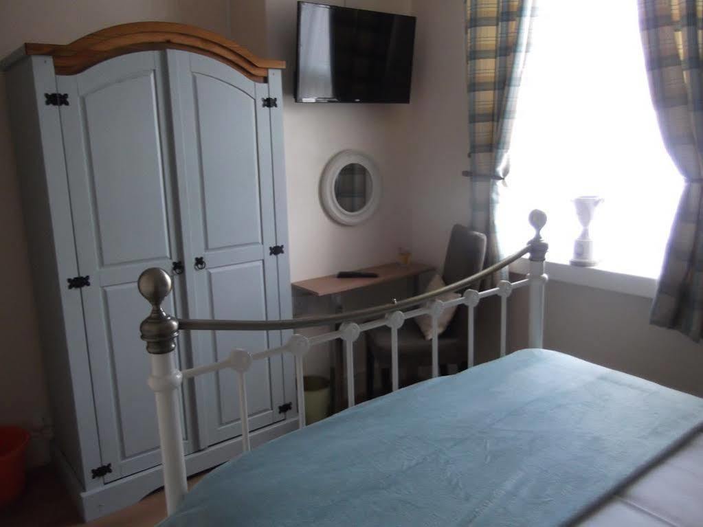 J'S Mayfair Guest House Blackpool Bagian luar foto