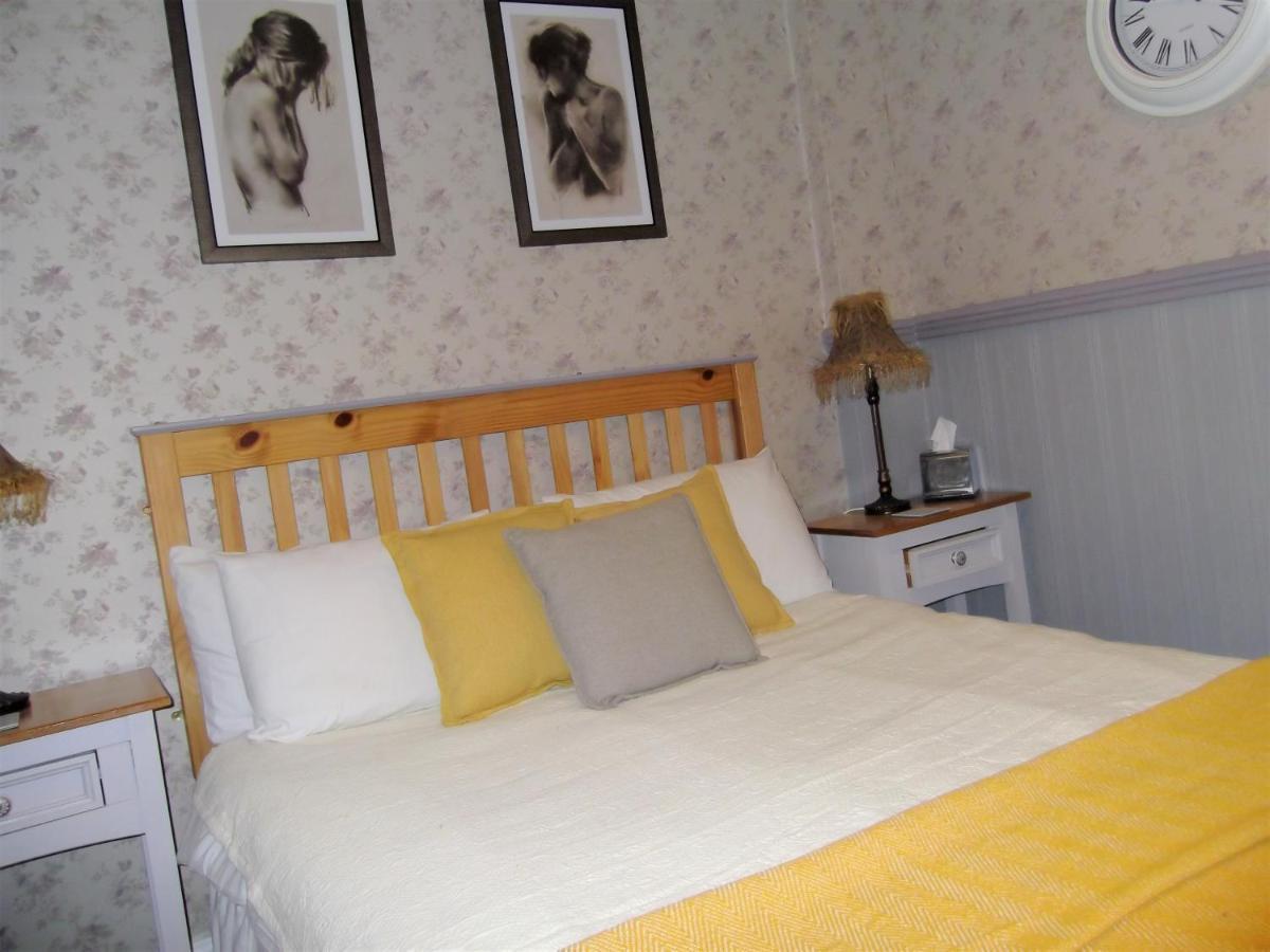 J'S Mayfair Guest House Blackpool Bagian luar foto
